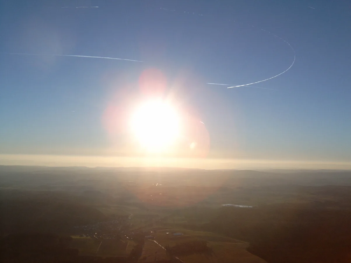 Der Himmel hat ein Wort mitzureden. – Aufnahme aus dem Bildarchiv